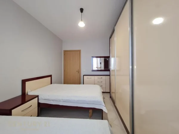 Tirane, jap me qera apartament 1+1 , 65 m² 550 € (Kodra e Diellit)