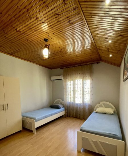 Tirane, jepet me qera Vile 2+1+Aneks+Ballkon Kati 3, 100 m² 500 €