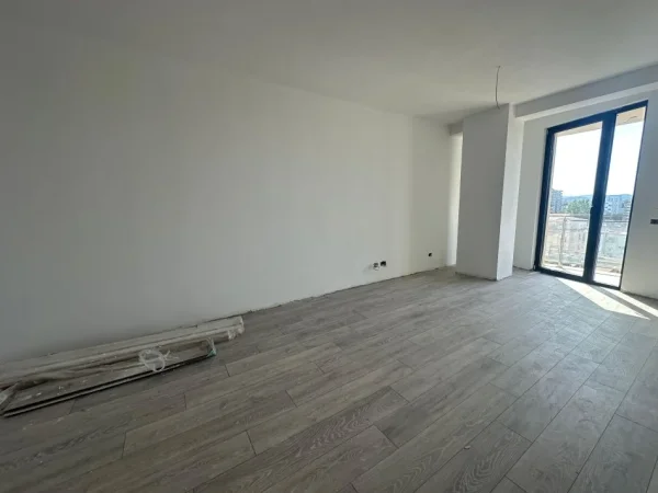 Tirane, shitet apartament 1+1+Aneks+Ballkon Kati 8, 75 m² 165.000 € (Rruga Mine Peza)