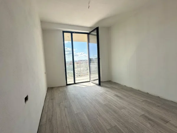 Tirane, shitet apartament 1+1+Aneks+Ballkon Kati 8, 75 m² 165.000 € (Rruga Mine Peza)