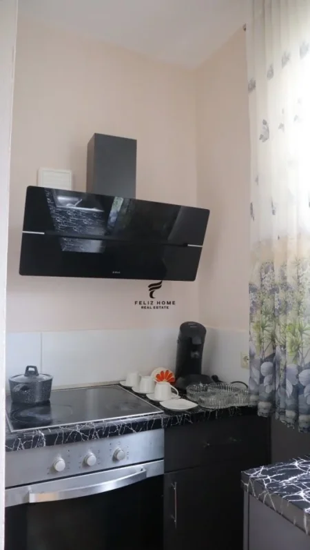 Tirane, jepet me qera apartament 2+1 Kati 2, 70 m² 520 € (SELVIA)