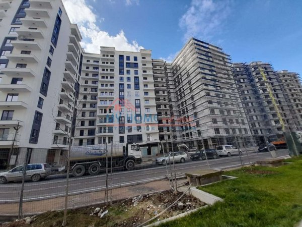 Tirane, shitet apartament 1+1+Ballkon Kati 11, 79 m² 122.700 € (Ish Fusha e Aviacionit)