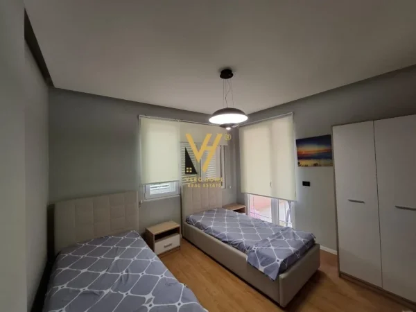 Tirane, jepet me qera apartament 2+1+Ballkon Kati 2, 110 m² 800 € (KOPSHTI BOTANIK)