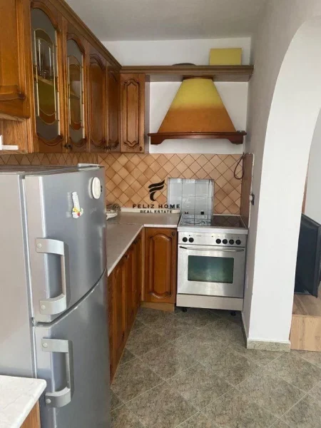 Tirane, shitet apartament 2+1 Kati 4, 65 m² 131.600 € (TREGU ELEKTRIK)