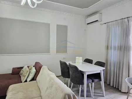 Tirane, shitet apartament 1+1 Kati 4, 66 m² 12.000.000 € 