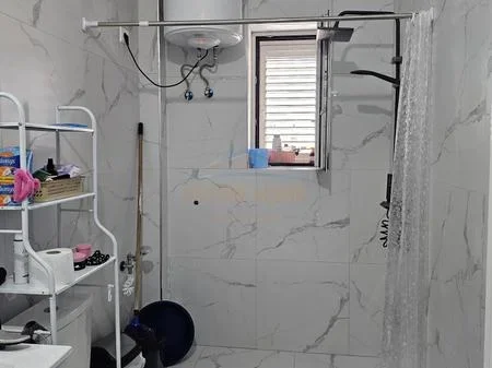 Tirane, shitet apartament 1+1 Kati 4, 66 m² 12.000.000 € 