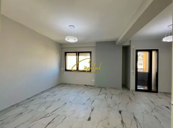 Tirane, jepet me qera apartament 1+1 Kati 3, 74 m² 500 € (SHKOLLA E BALETIT)