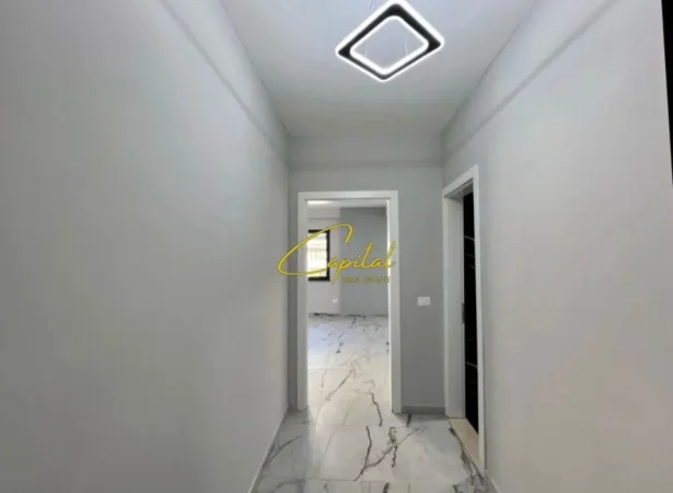 Tirane, jepet me qera apartament 1+1 Kati 3, 74 m² 500 € (SHKOLLA E BALETIT)