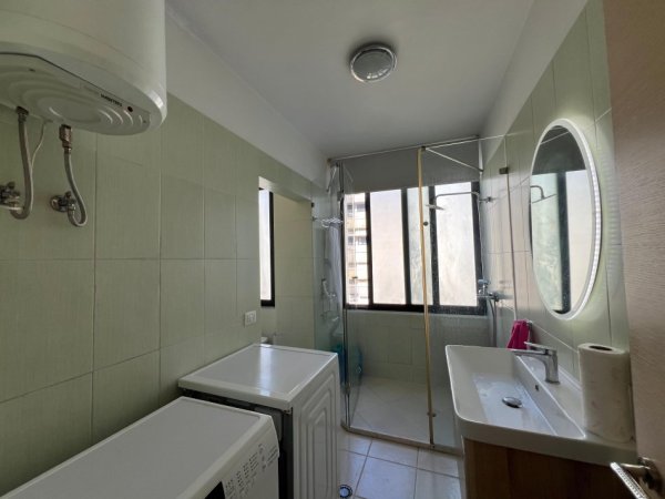 Tirane, jepet me qera apartament 2+1 , 85 m² 500 € (Yzberisht”, Tiranë.)