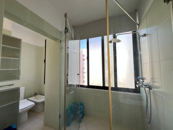 Tirane, jepet me qera apartament 2+1 , 85 m² 500 € (Yzberisht”, Tiranë.)