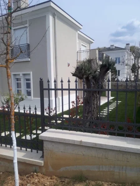 Tirane, jepet me qera Vile 3 Katshe Kati 3, 660 m² 5.800 € (ROLLING HILLS 1)