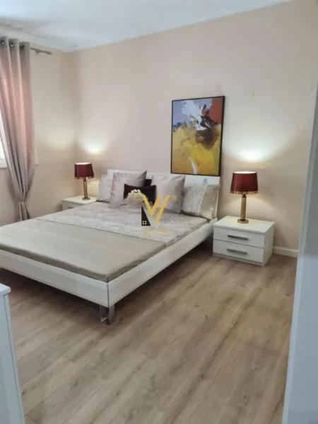 Tirane, shitet apartament 1+1+Ballkon Kati 8, 89 m² 190.000 € (KOMUNA E PARISIT , KIKA 1)