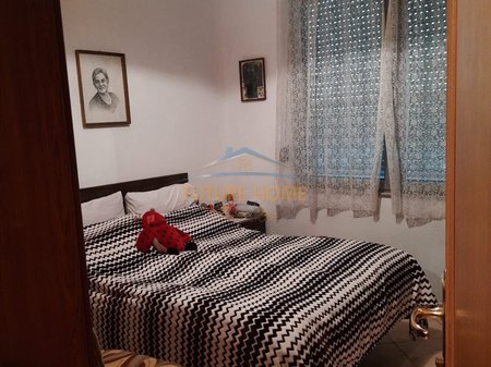 Tirane, shitet apartament 1+1 Kati 11, 70 m² 170.000 € (ZOGU I ZI)