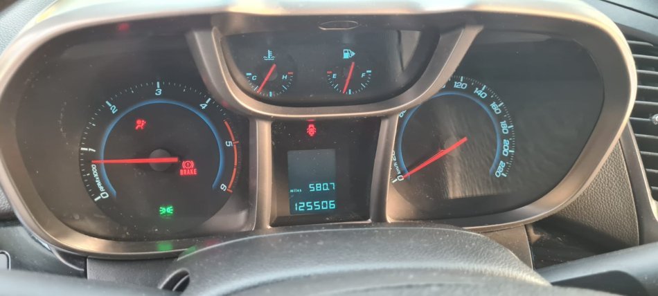 Tirane, shes makine Chevrolet Nafte, e zeze manuale Kondicioner 125 000 milje (200 000 km).  7 000 €