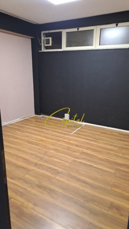 Tirane, jepet me qera ambjent biznesi Kati 0, 300 m² 2.500 € (RRUGA MUHAMED GJOLLESHA)