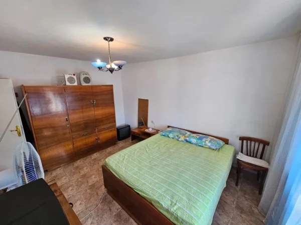 Tirane, shes apartament 2+1 Kati 5, 71.5 m² 120.000 € (ali demi)