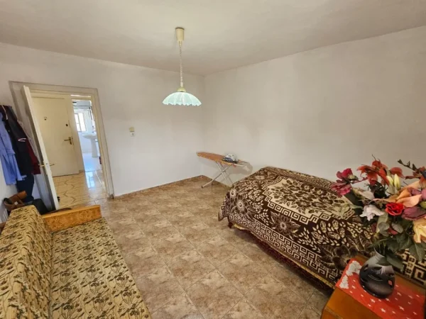 Tirane, shes apartament 2+1 Kati 5, 71.5 m² 120.000 € (ali demi)