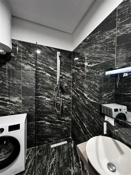 Tirane, jepet me qera apartament 2+1+Ballkon Kati 3, 100 m² 900 € (riza cerova)