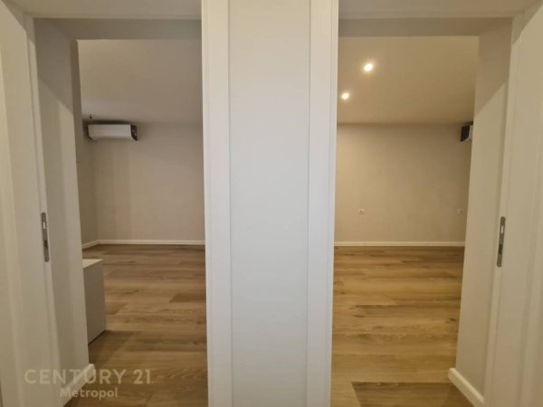 Tirane, jap me qera apartament 1+1 Kati 2, 56 m² 400 € (ish restorant Durresi)