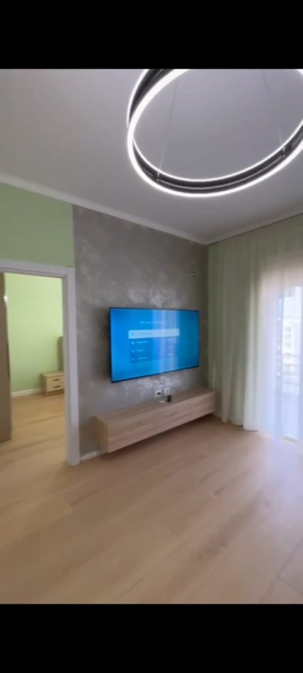Tirane, jepet me qera apartament 1+1 Kati 7, 70 m² 450 € (Teodor keko)