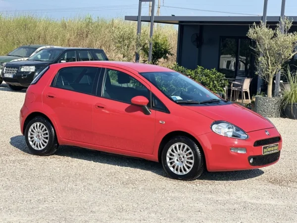 Durres, shitet makine  FIAT PUNTO EVO 1.3 Nafte, e kuqe manuale Klima 177.000 km