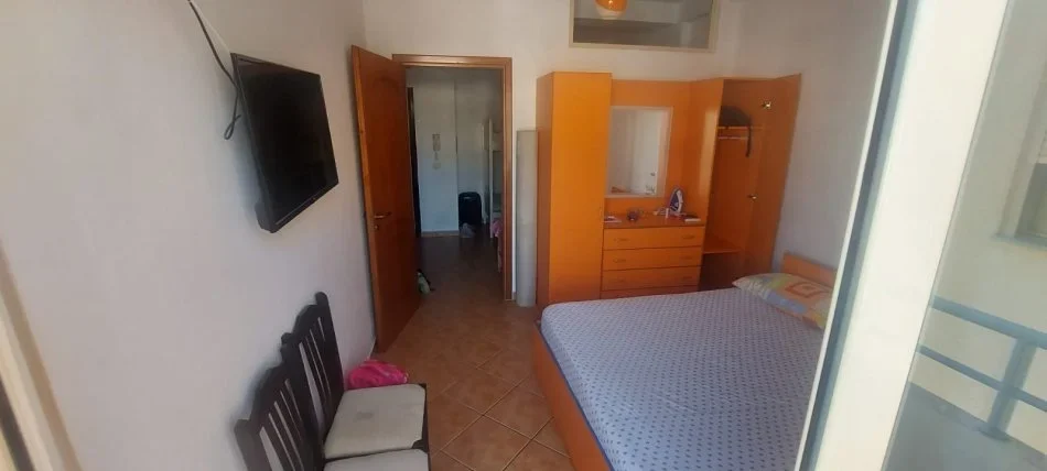 Radhime - Orikum, jap me qera garsonier 1+1+Ballkon Kati 5, 45 m² 
