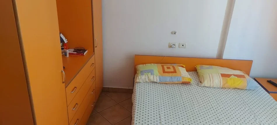 Radhime - Orikum, jap me qera garsonier 1+1+Ballkon Kati 5, 45 m² 