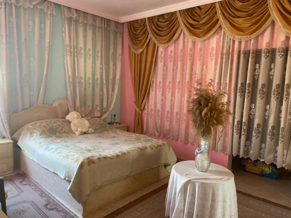 Tirane, jepet me qera apartament+verande | Penthouse 2+1+Ballkon Kati 2, 130 m² 500 € (ne rrugen Siri Kodra Tirane)