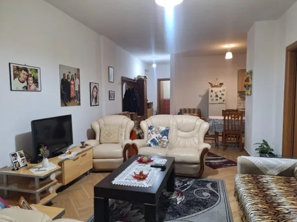 Tirane, shitet apartament 2+1+Ballkon Kati 5, 108 m² 118.000 € (Misto Mame)