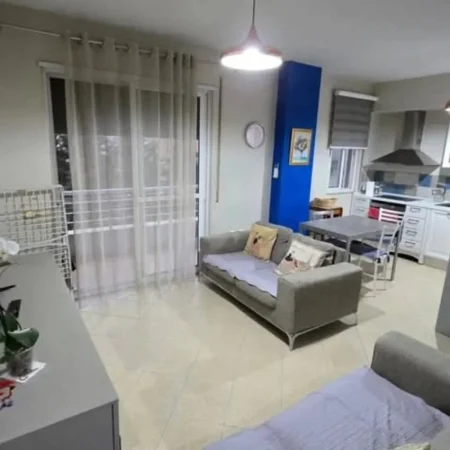 Tirane, shitet apartament 1+1+Ballkon Kati 5, 65 m² 140.000 € (Rruga Arkitekt Kasemi Brryli)