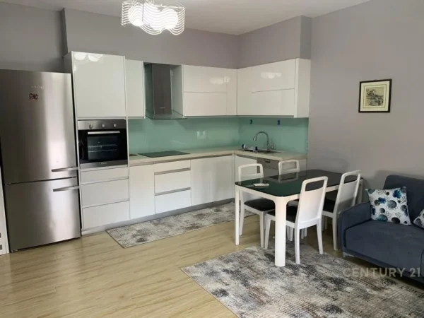 Tirane, jepet me qera apartament 1+1 Kati 5, 90 m² 750 € (Myslym Shyri)