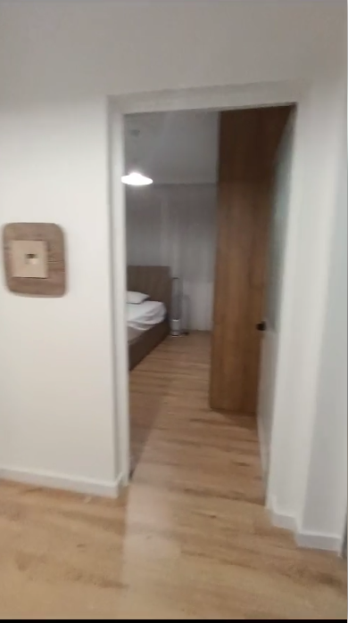Tirane, jepet me qera apartament 3+1+Ballkon Kati 3, 110 m² 600 € (Prane Dispanceria)