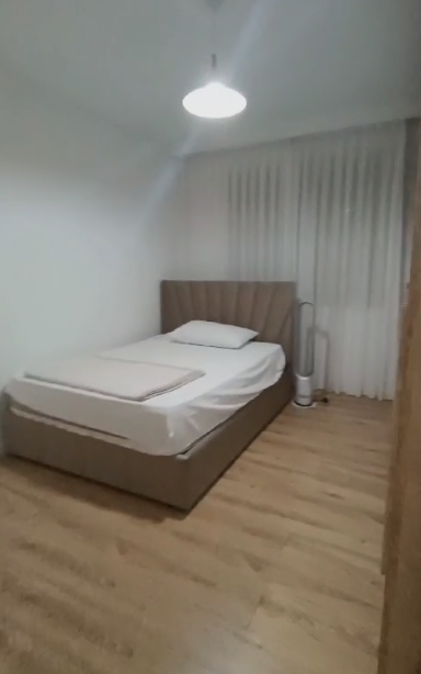 Tirane, jepet me qera apartament 3+1+Ballkon Kati 3, 110 m² 600 € (Prane Dispanceria)