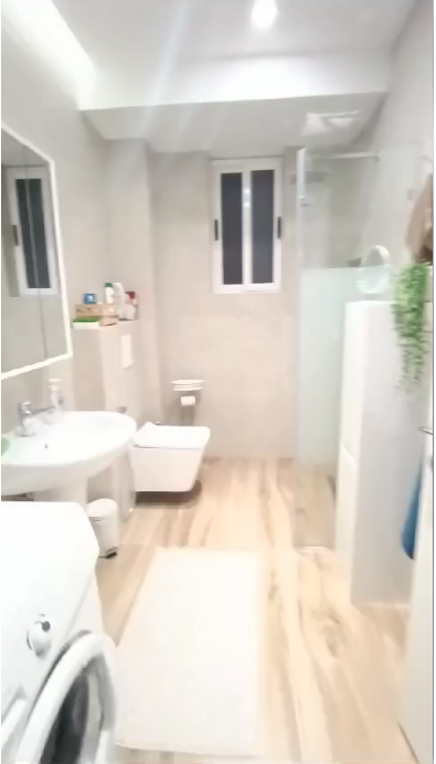 Tirane, jepet me qera apartament 3+1+Ballkon Kati 3, 110 m² 600 € (Prane Dispanceria)