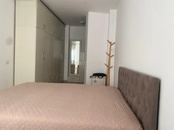 Tirane, jepet me qera apartament 2+1 Kati 4, 86 m² 650 € (Kompleksi Magnet)