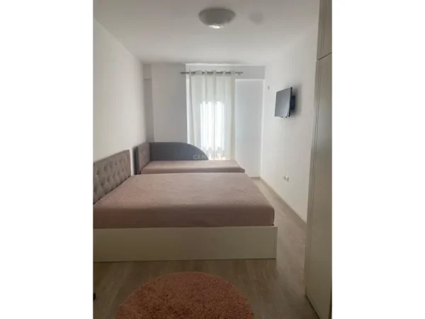 Tirane, jepet me qera apartament 2+1 Kati 4, 86 m² 650 € (Kompleksi Magnet)