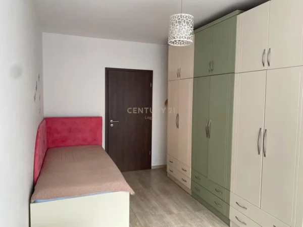Tirane, jepet me qera apartament 2+1 Kati 4, 86 m² 650 € (Kompleksi Magnet)