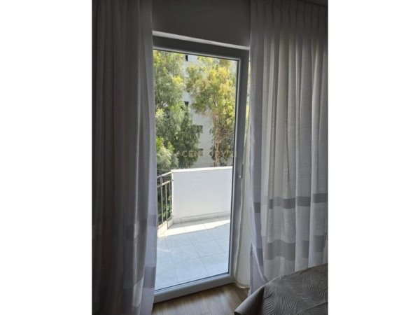 Tirane, jepet me qera apartament 2+1 Kati 3, 100 m² 700 € (Ish Parku)