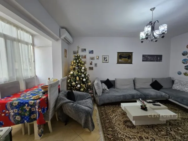 Tirane, shes apartament 3+1+Ballkon Kati 4, 96 m² 179.000 € 