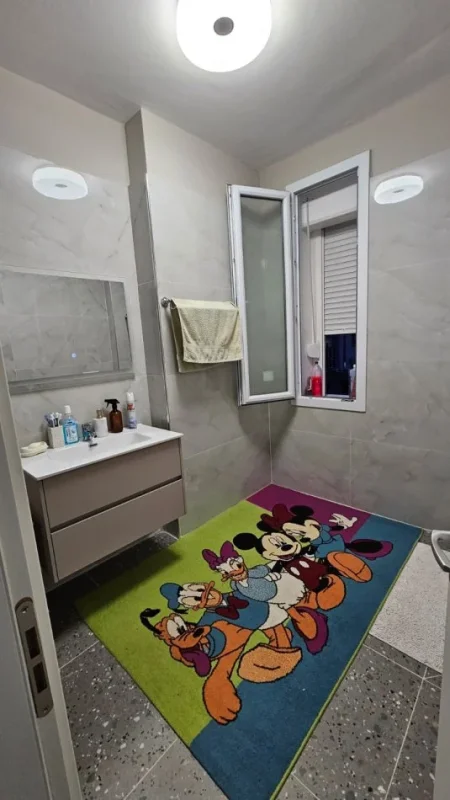Shqiperi, jap me qera apartament 2+1+Ballkon Kati 2, 80 m² 600 € 