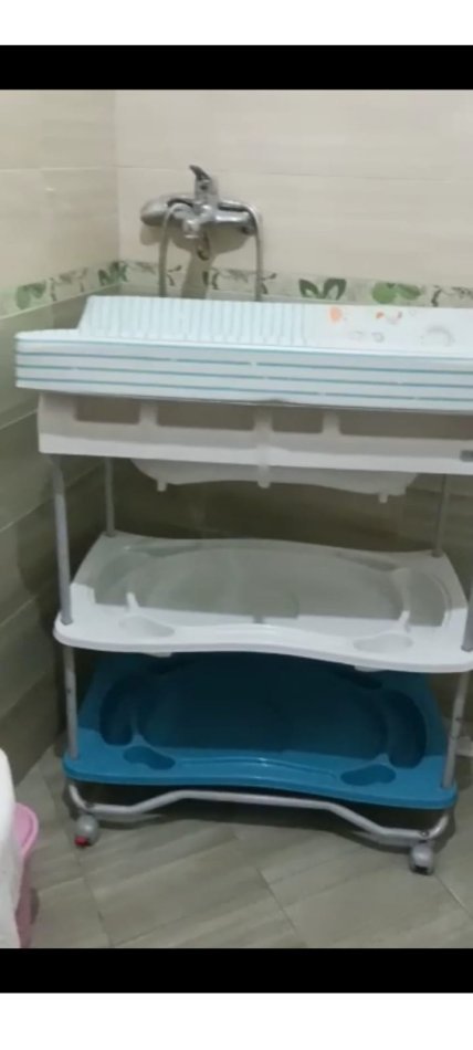 Lushnje, shes Vaske larje + shtrat nderrimi bebe 50 €