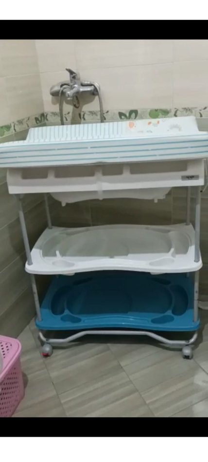 Lushnje, shes Vaske larje + shtrat nderrimi bebe 50 €