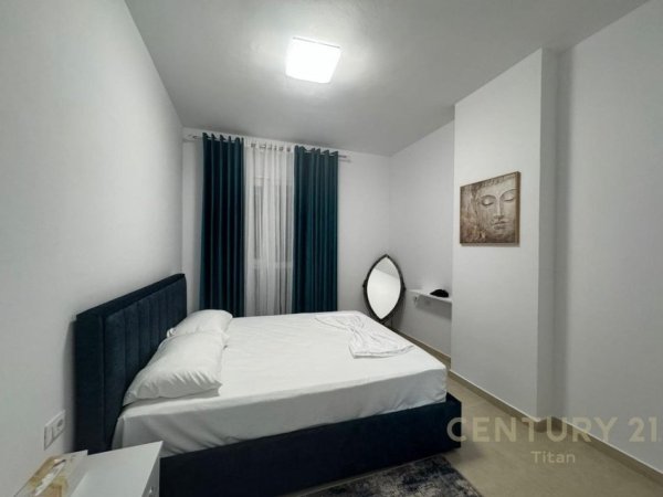 Tirane, jepet me qera apartament 1+1 Kati 5, 60 m² 550 € (5 maj)