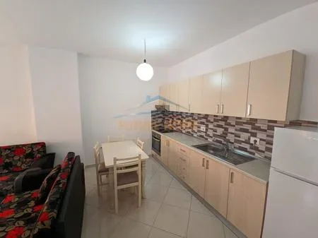 Tirane, shitet apartament 1+1+Ballkon Kati 3, 84 m² 109.000 €