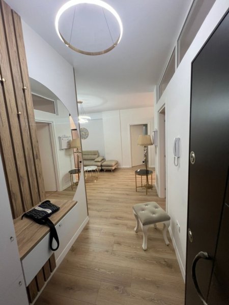 Jepet me qera super apartament 2+1+2 te Kompleksi Fratari Astir , 100 m2 i sapo mobiluar