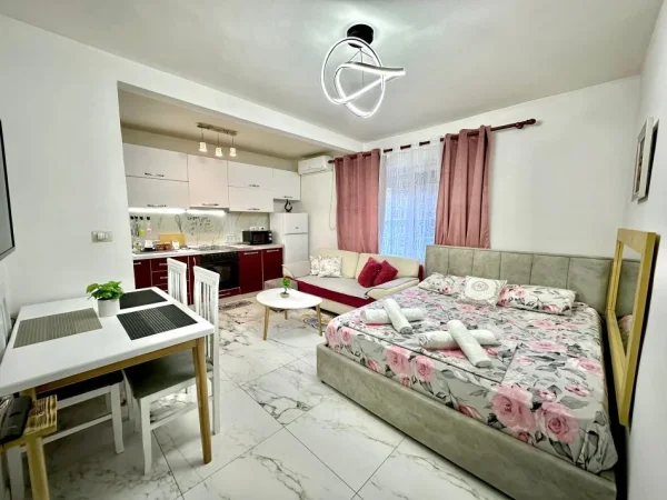 Garsoniere Rruga Bardhyl (€450)
