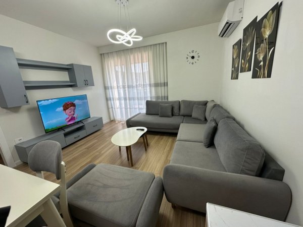 Tirane, jepet me qera apartament 1+1+Ballkon Kati 10, 74 m² 50.000 Leke