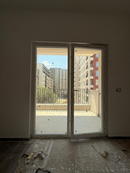 Tirane, jap me qera apartament 1+1+Aneks+Ballkon Kati 3, 70 m² 400 €