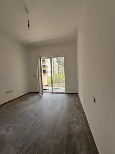 Tirane, jap me qera apartament 1+1+Aneks+Ballkon Kati 3, 70 m² 400 €