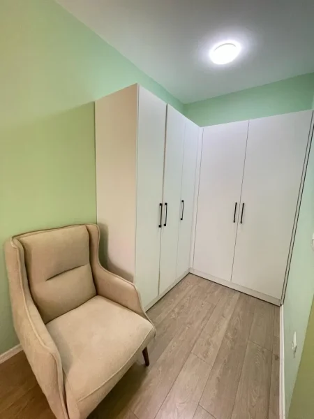 Tirane, jepet me qera apartament 2+1+Aneks+Ballkon Kati 15, 111 m² 1.200 € (Tirana Garden Building)